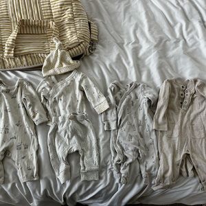 Pehr Bundle / Lot Size 0-3 Months. Great condition.